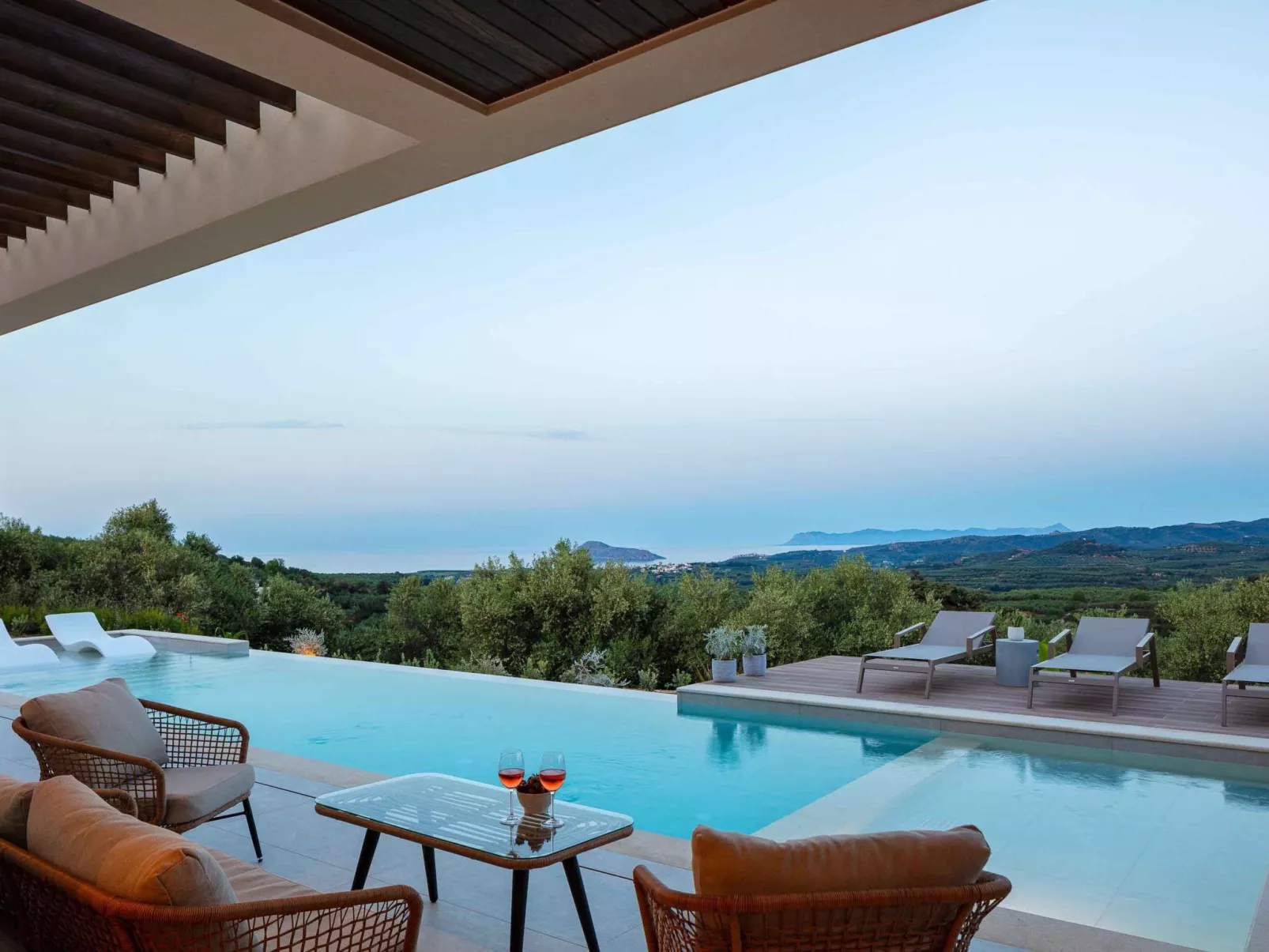 Villa Aglaea - Salzwasser-Pool und atemberaubender Meerblick-Draußen