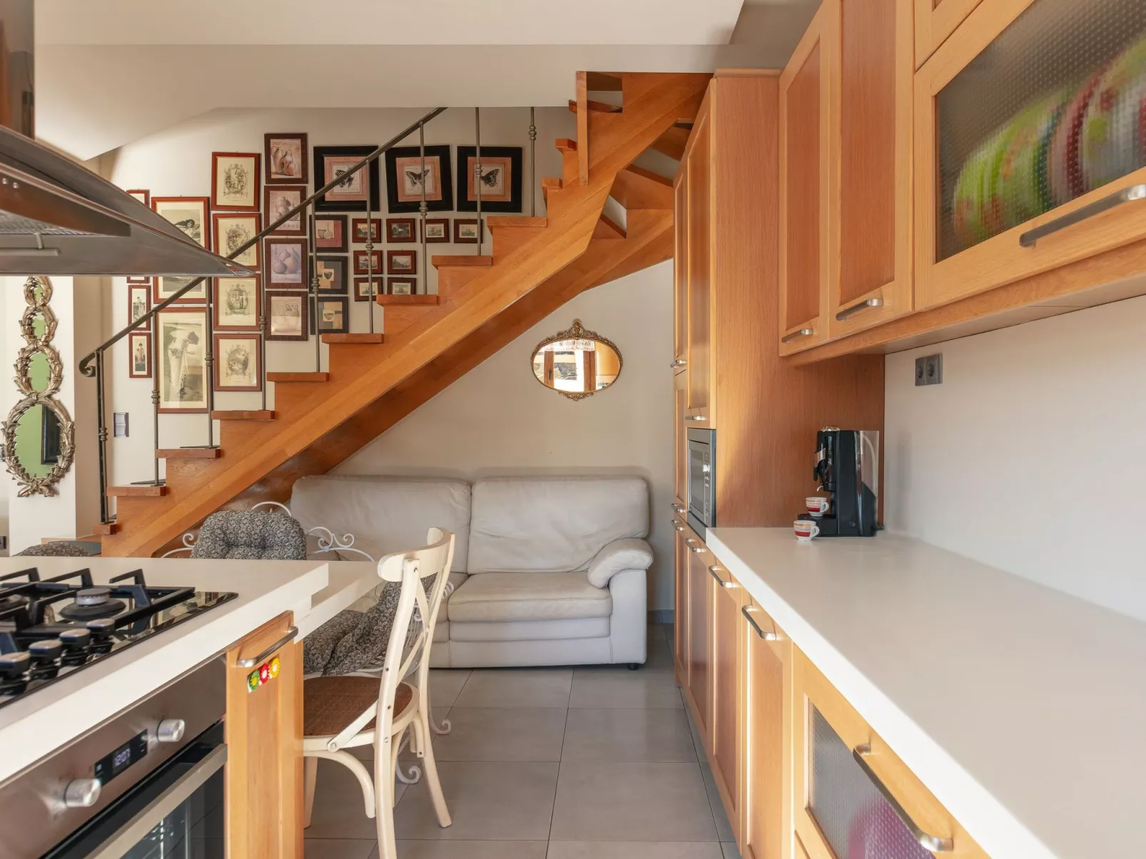 Villa, Privater Pool Gehweite zu Annehmlichkeiten-Inside