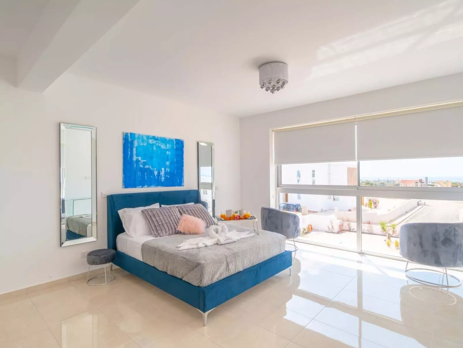 Coral Elite Residence mit Pool und Whirlpool-Dedans