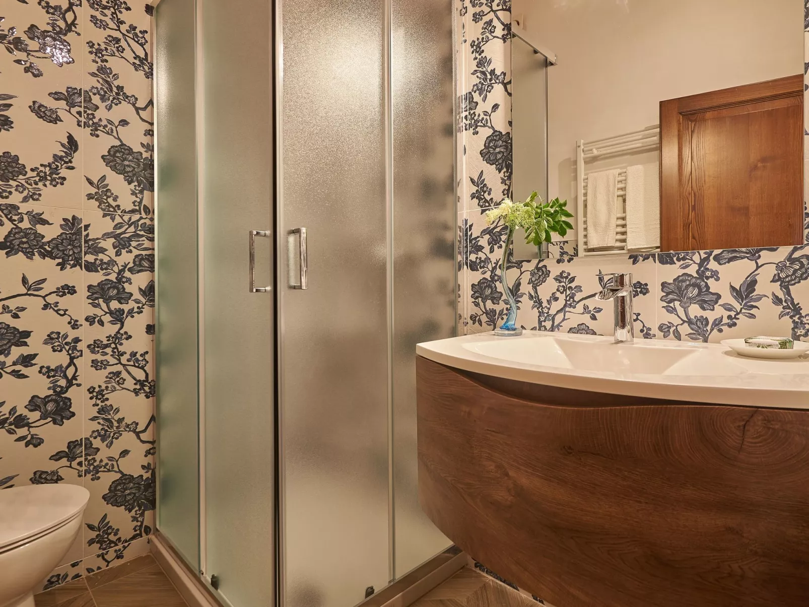 "Gelsomino casteltt"-Dedans