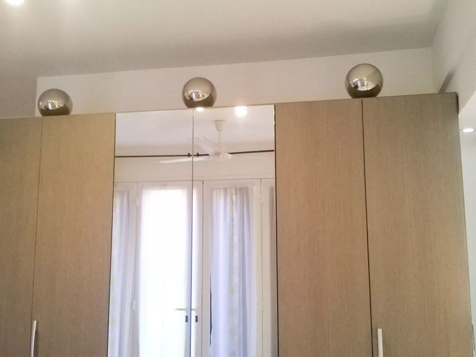 Mit Gemeinschaftspool-Drinnen