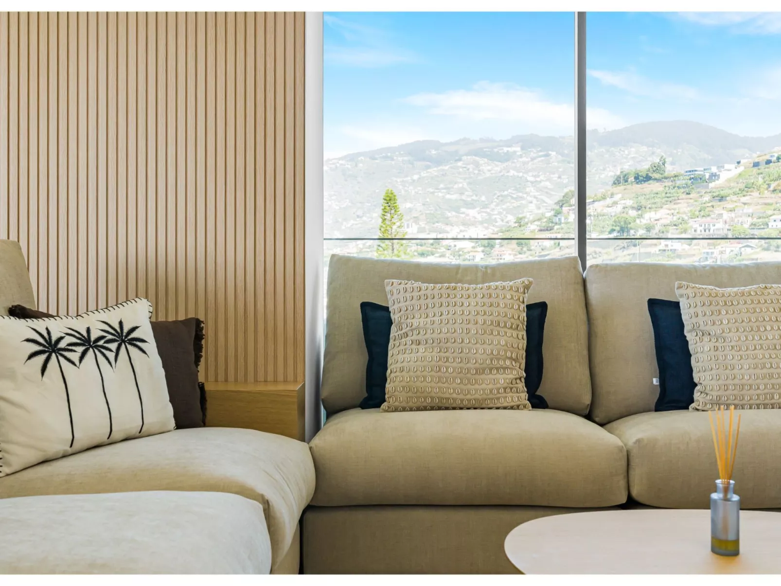 Wohnung "Aqua Luxe Wohnung"-Image-tags.info