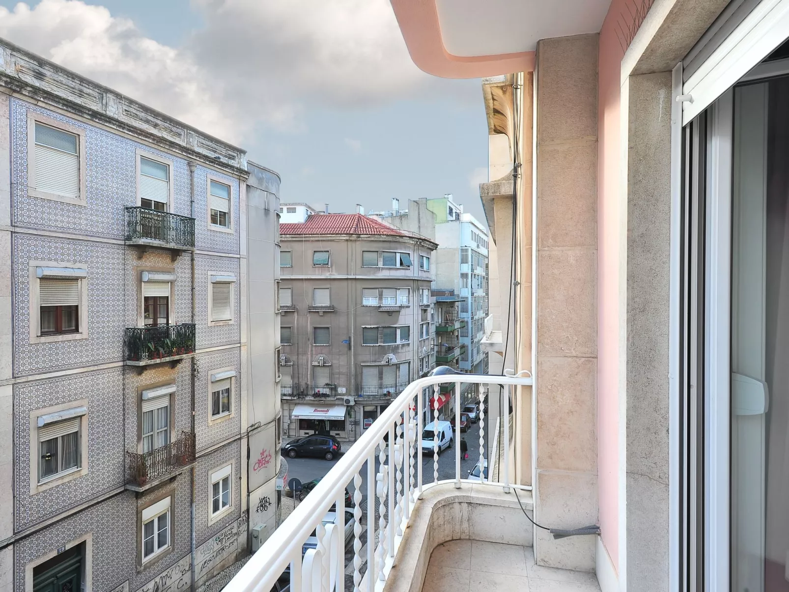 Liverpool Antic-Outside