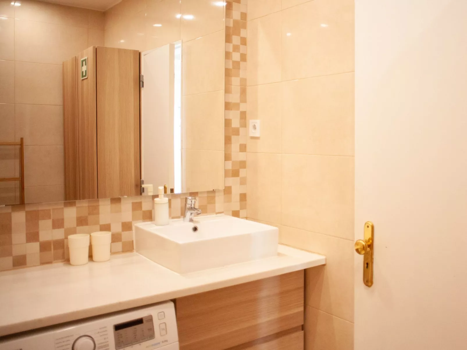 Just4u Wohnung 2 mit AC in der Nähe von Lissabon und Strand-Inside