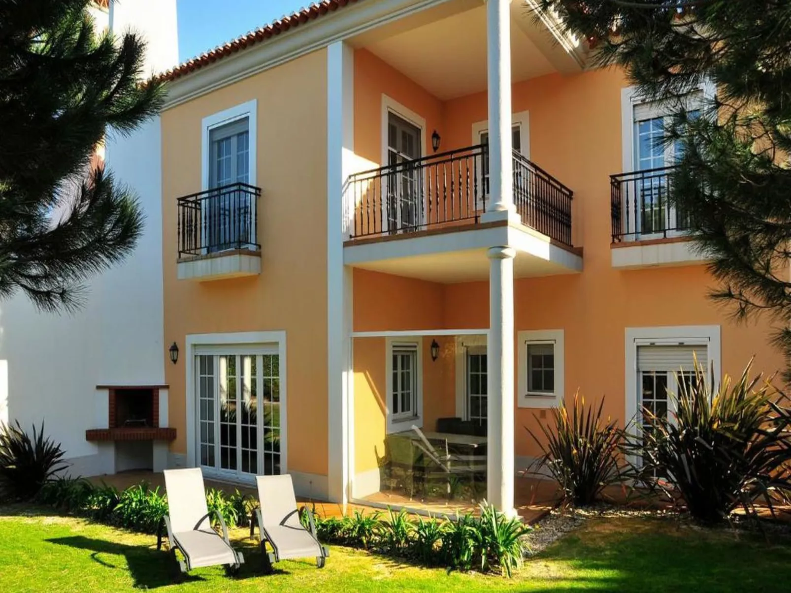 Haus in Praia Pedras del Rey mit 3 Pools 3-Outside