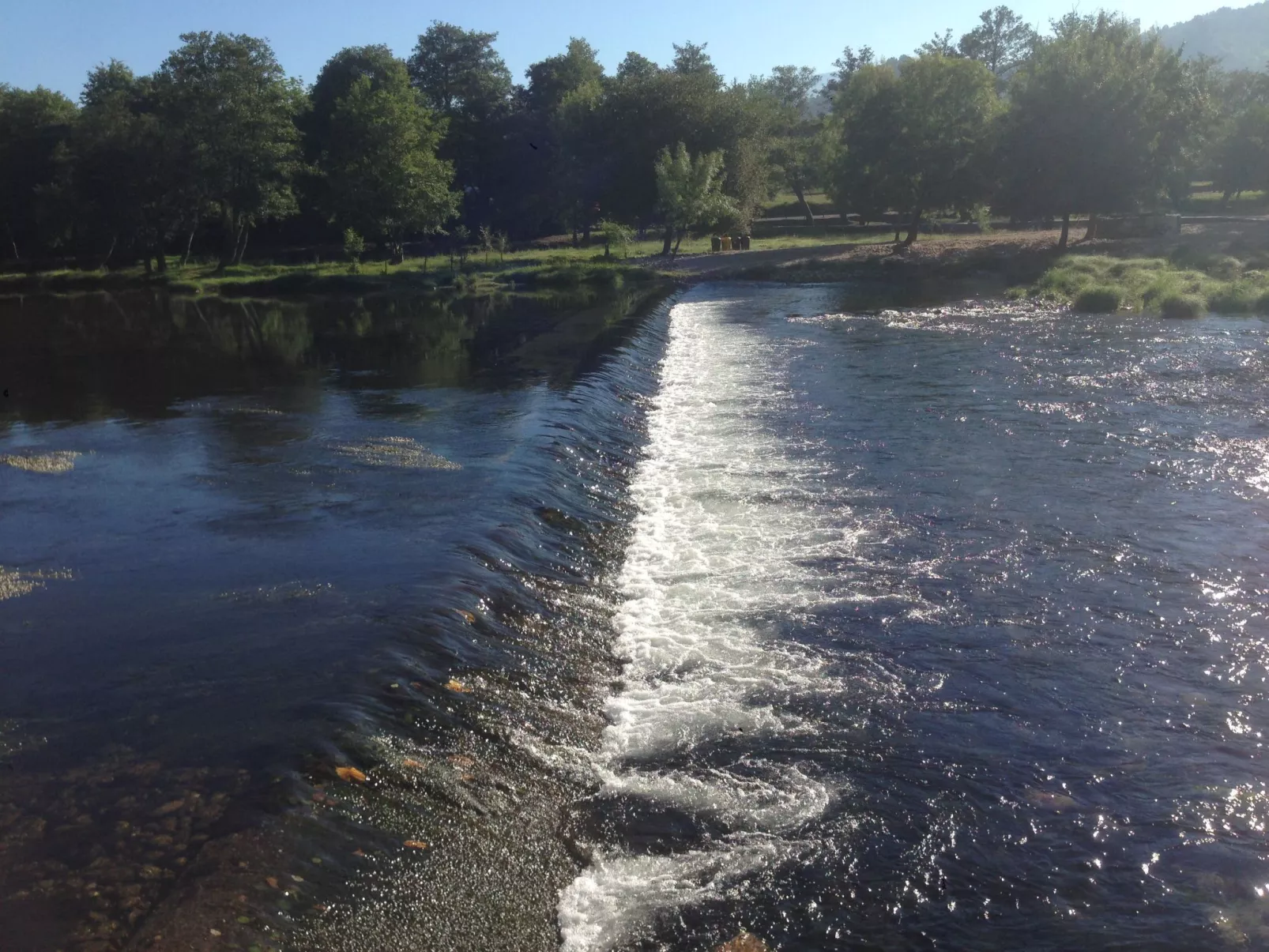 "Großvaters Häuschen" mit Kamin-Draußen