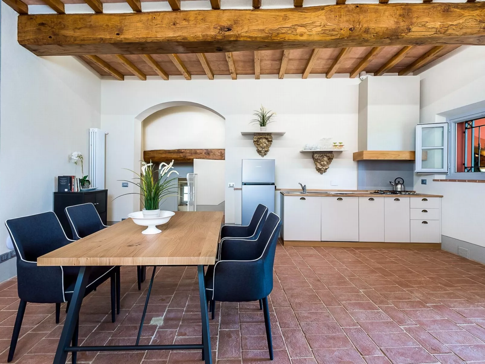 "Cascia T4 Rota" mit Pool-Dedans