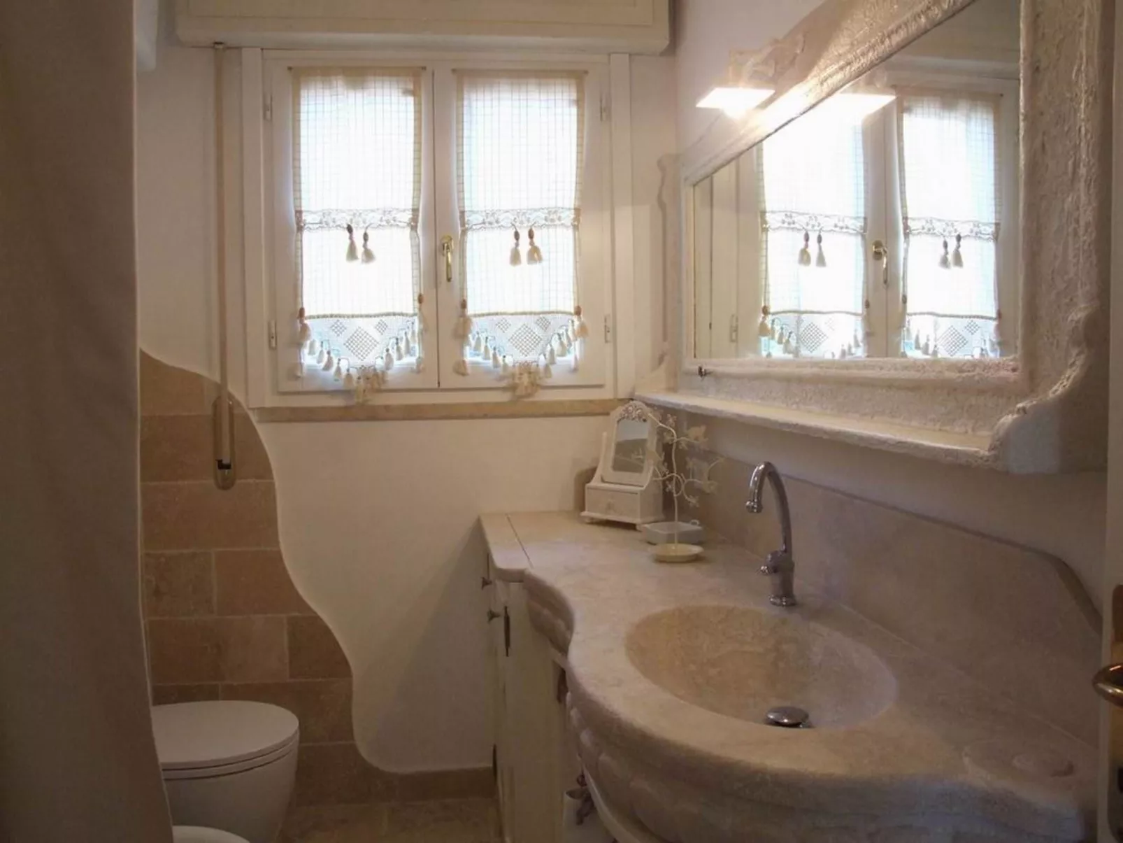 'Azalea' mit Terrasse-Inside