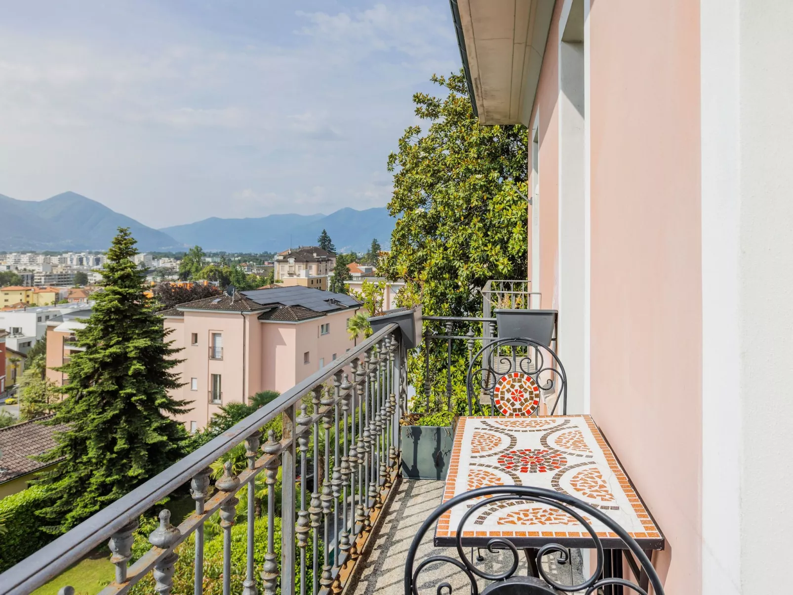 Villa Magnolia Boutique Apartment Alba-Outside