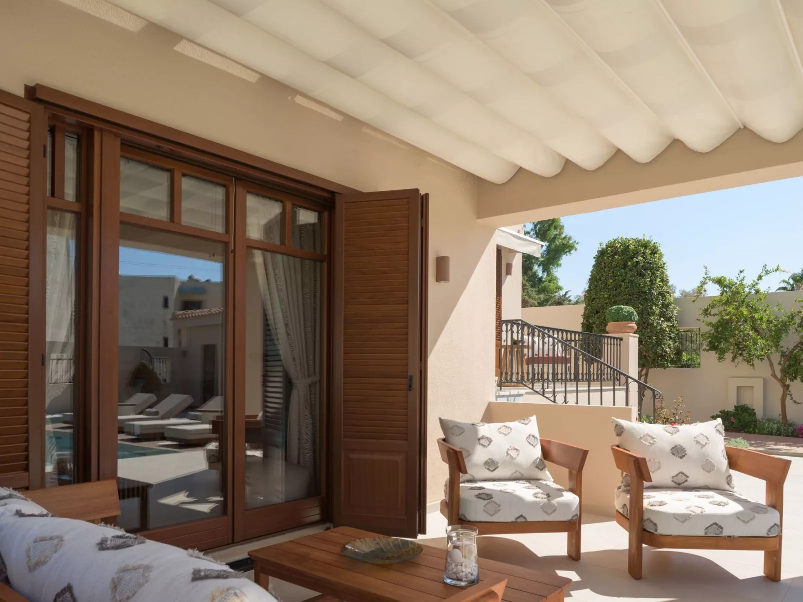 Neu renovierte Familienvilla mit privatem Pool BBQ-Image-tags.info