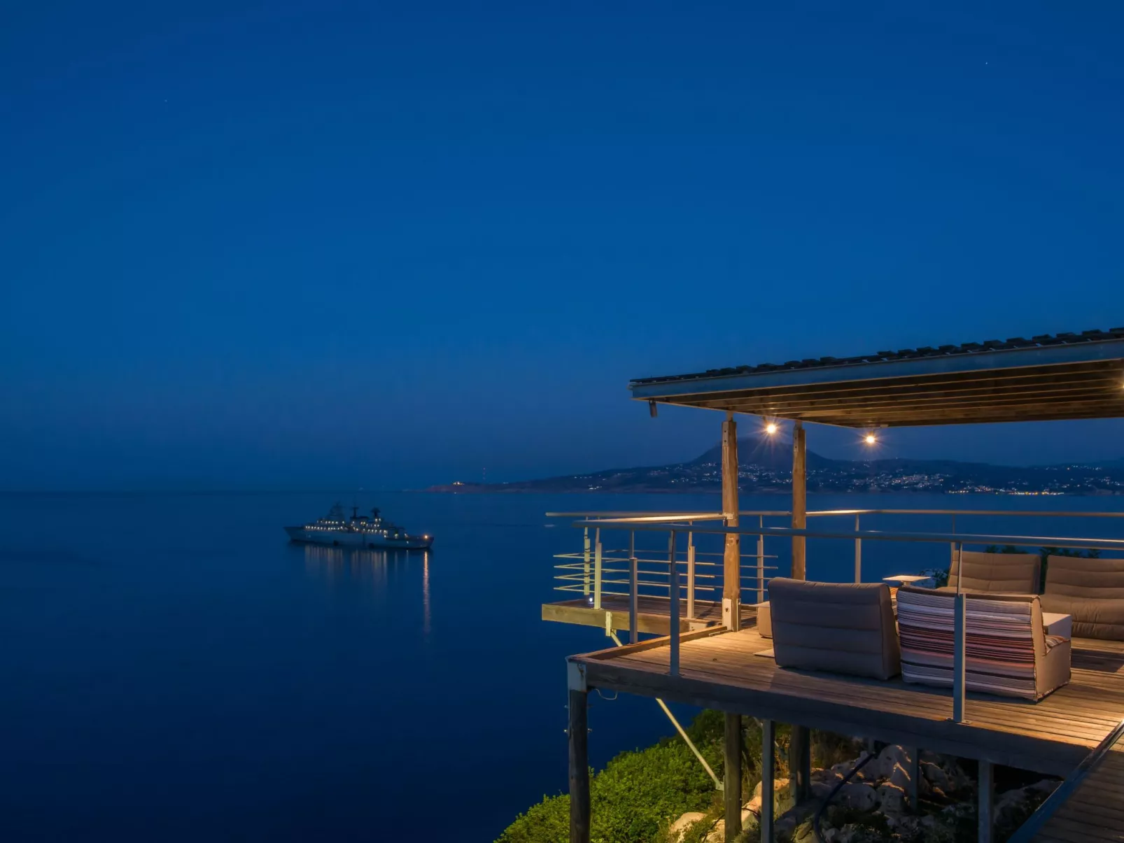 Anwesen "Olea Prime" mit Infinity-Pool-Dedans