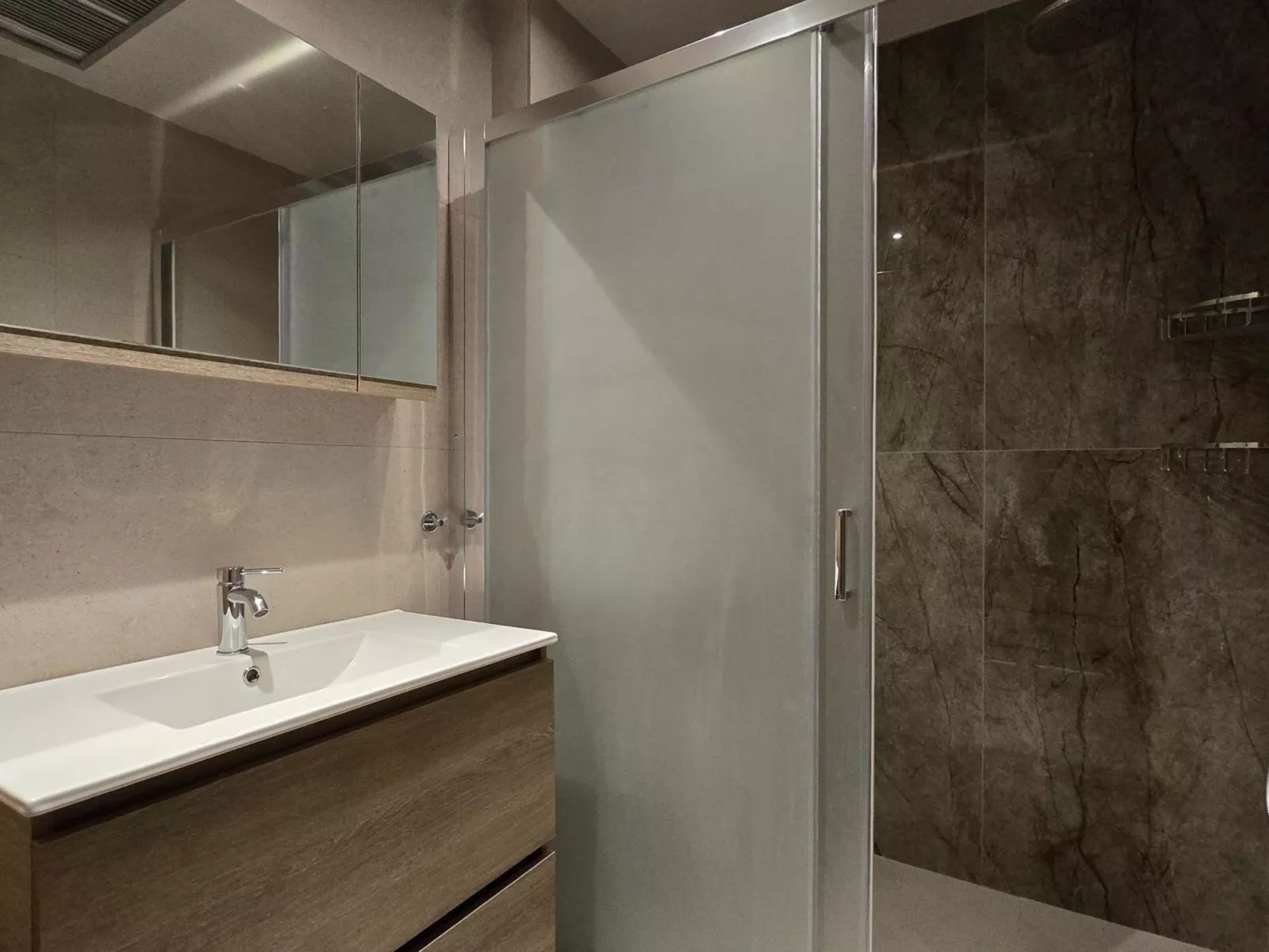 Trapezia Luxus Wohnen -Emerald-Inside