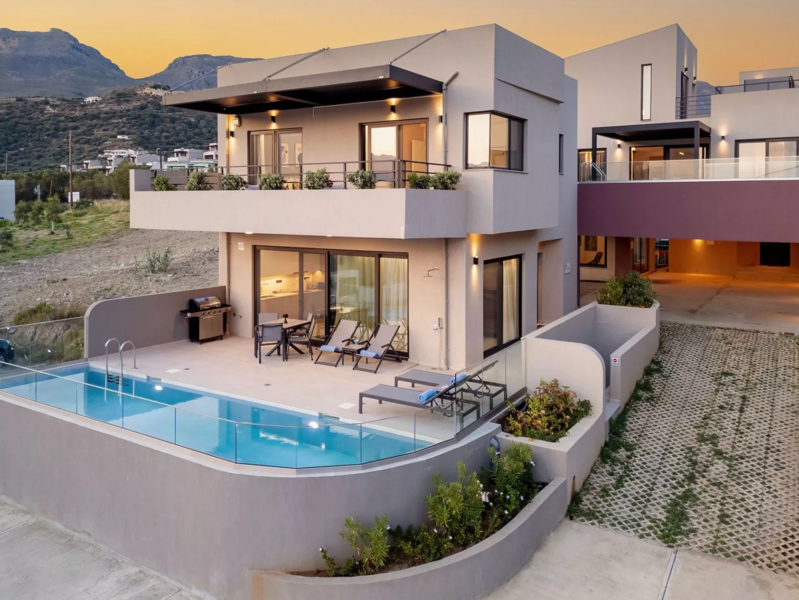 Neue Villa Anemoni mit privatem Pool, 100m zum Strand-Inside