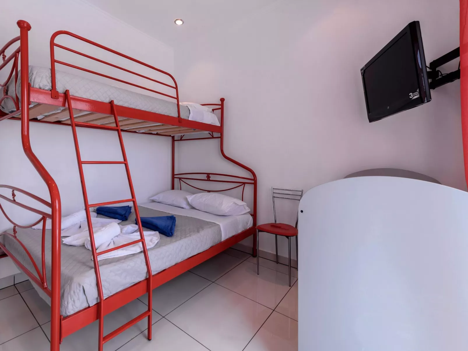 Charmante Diamond Villa in der Nähe von Gennadi Strand-Dedans