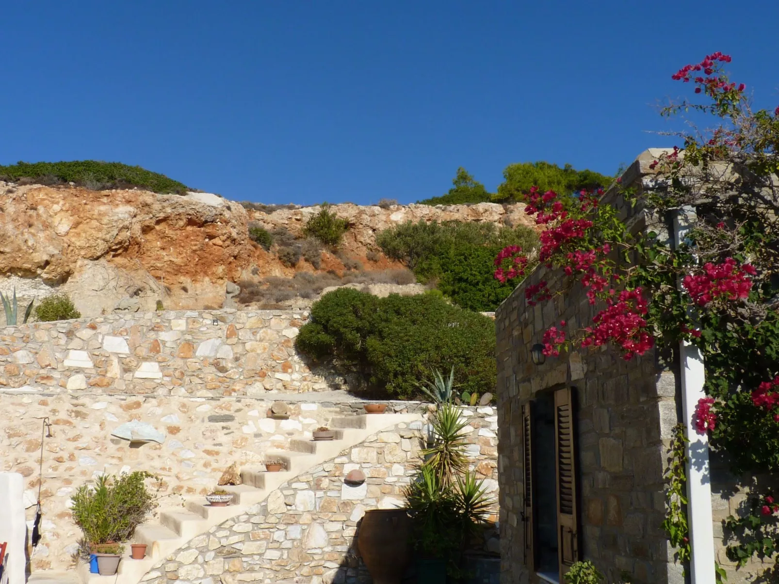 Apollon Paradise-Draußen