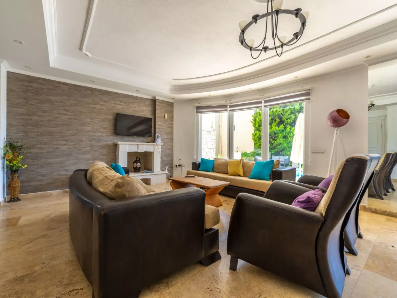 Steinhaus Villa direkt im Zentrum von Kalkan-Dedans