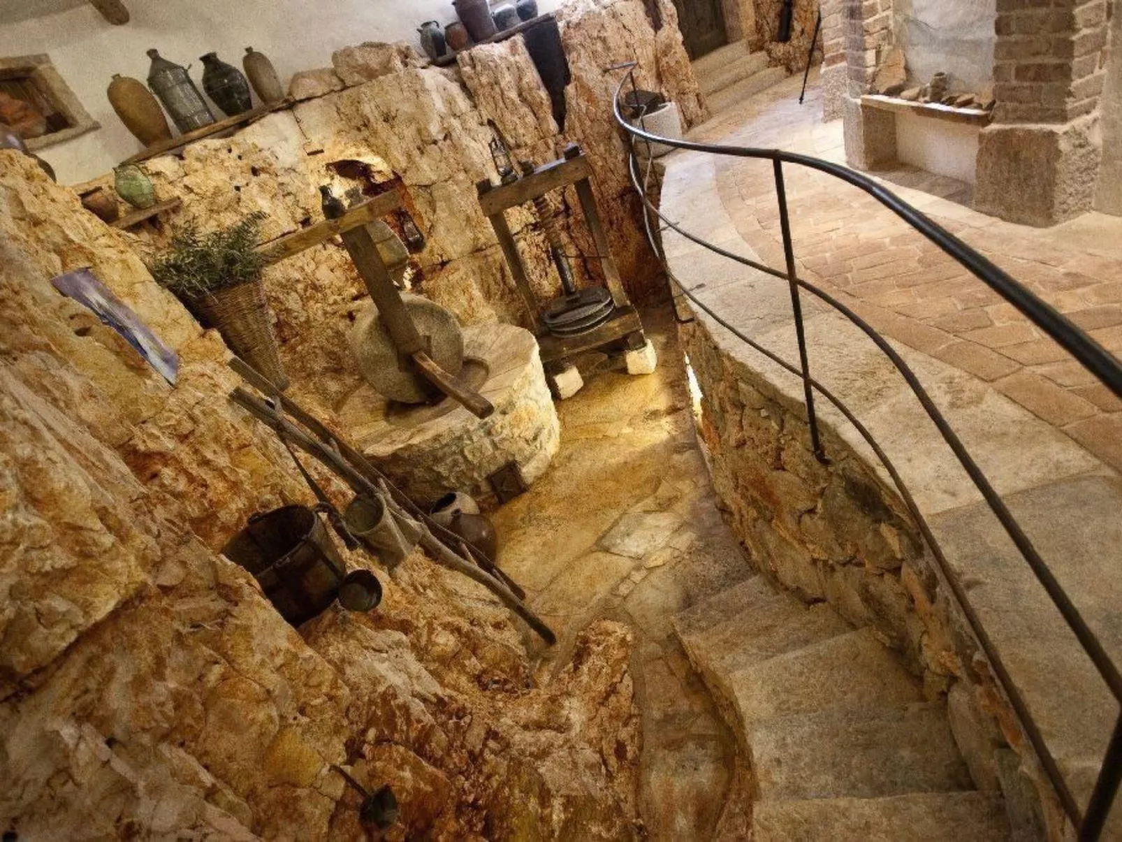 Melisa 4-Image-tags.info