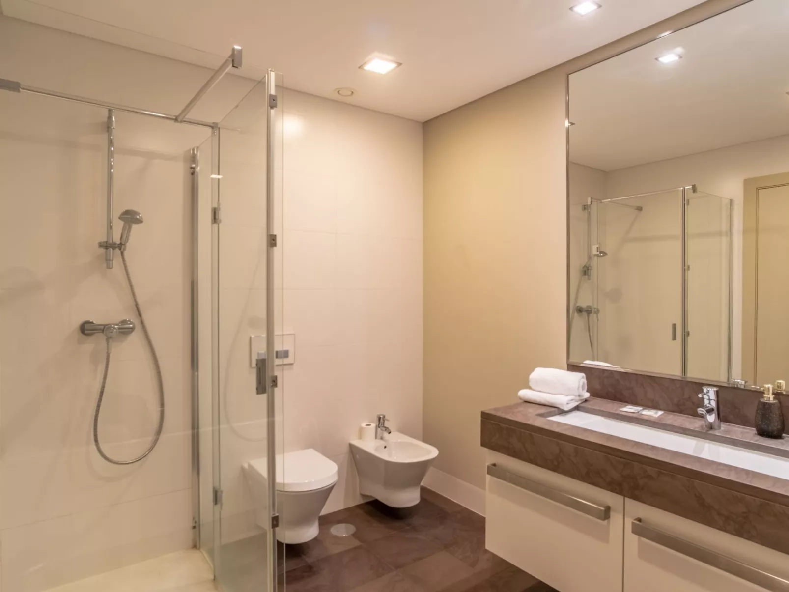 Für 6 Personen ca. 120 m&sup2; in São Martinho, Madeira (Südküste von Madeira)-Image-tags.info