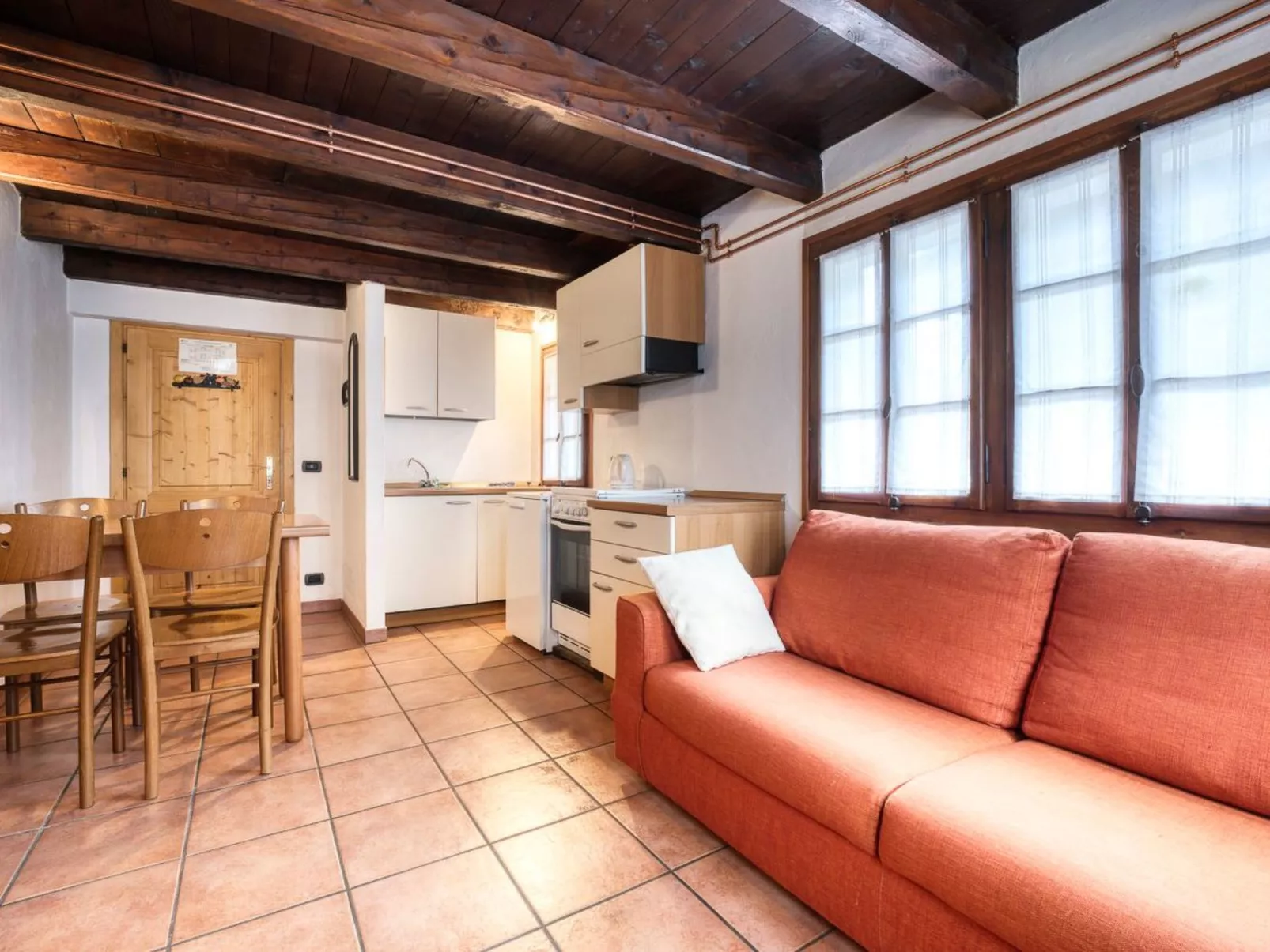 Wohnung in Roco Country Centre 4