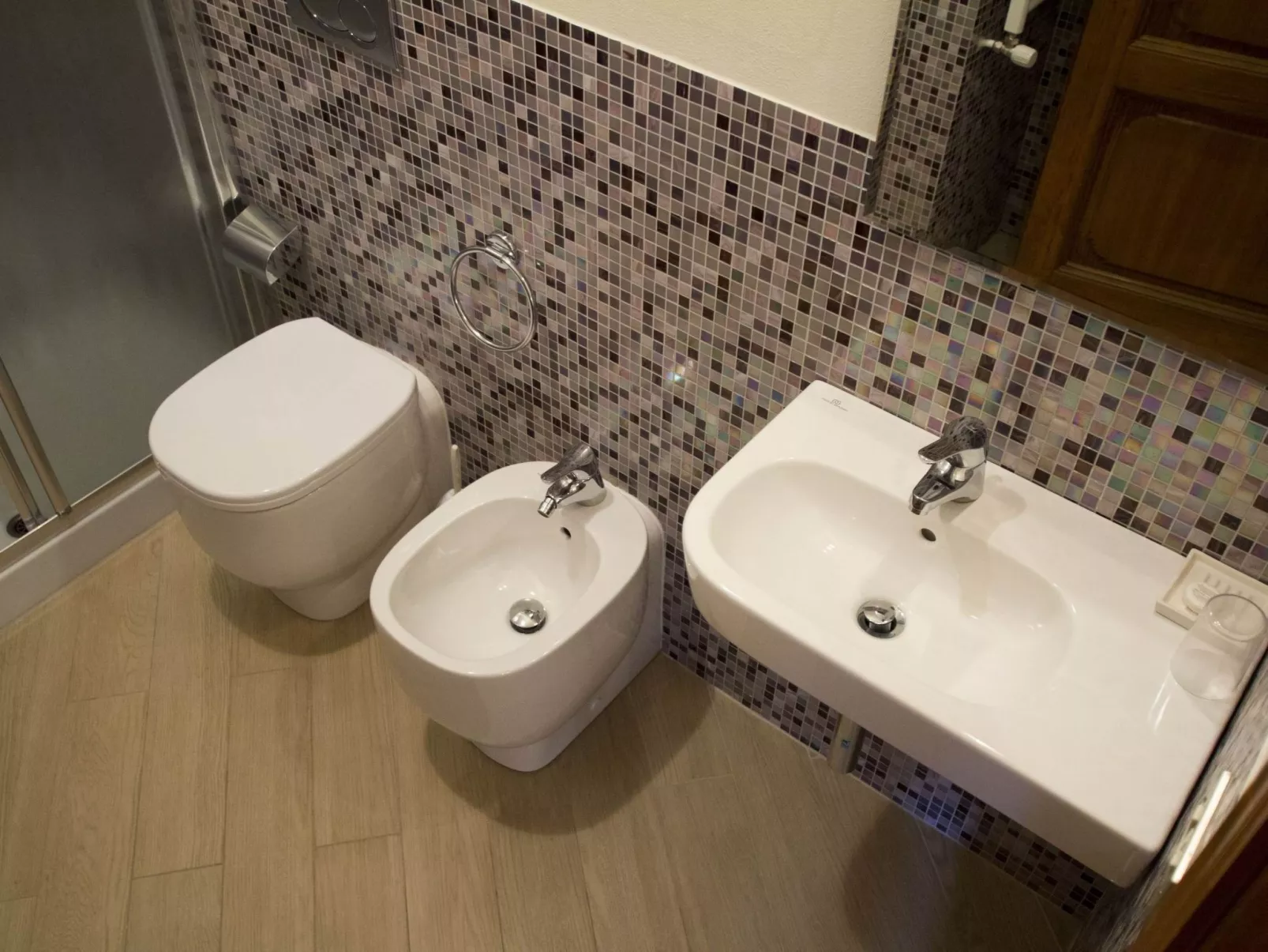 Rosa Wohnung mit Panoramablick-Drinnen