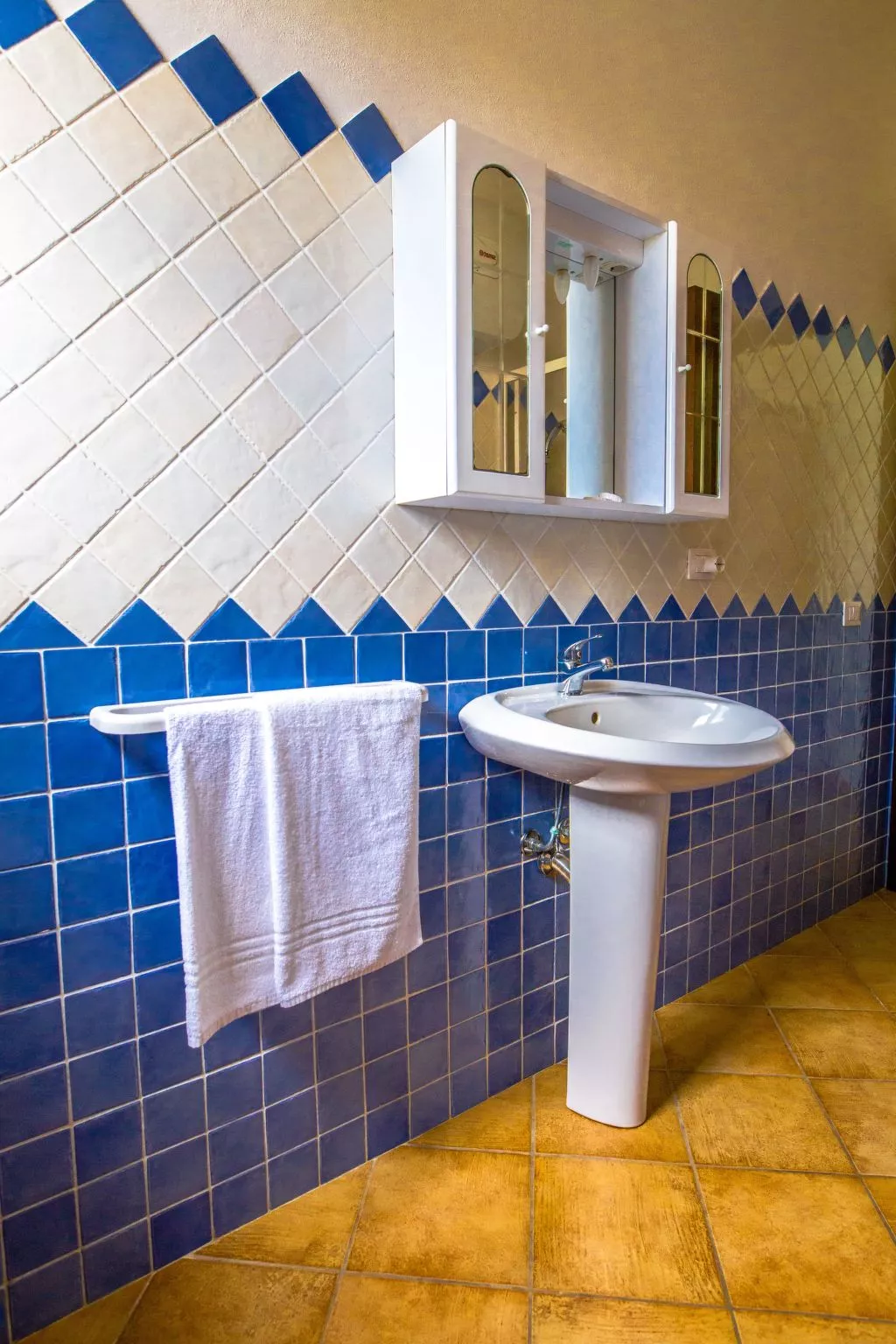 Badus in Badesi-Inside