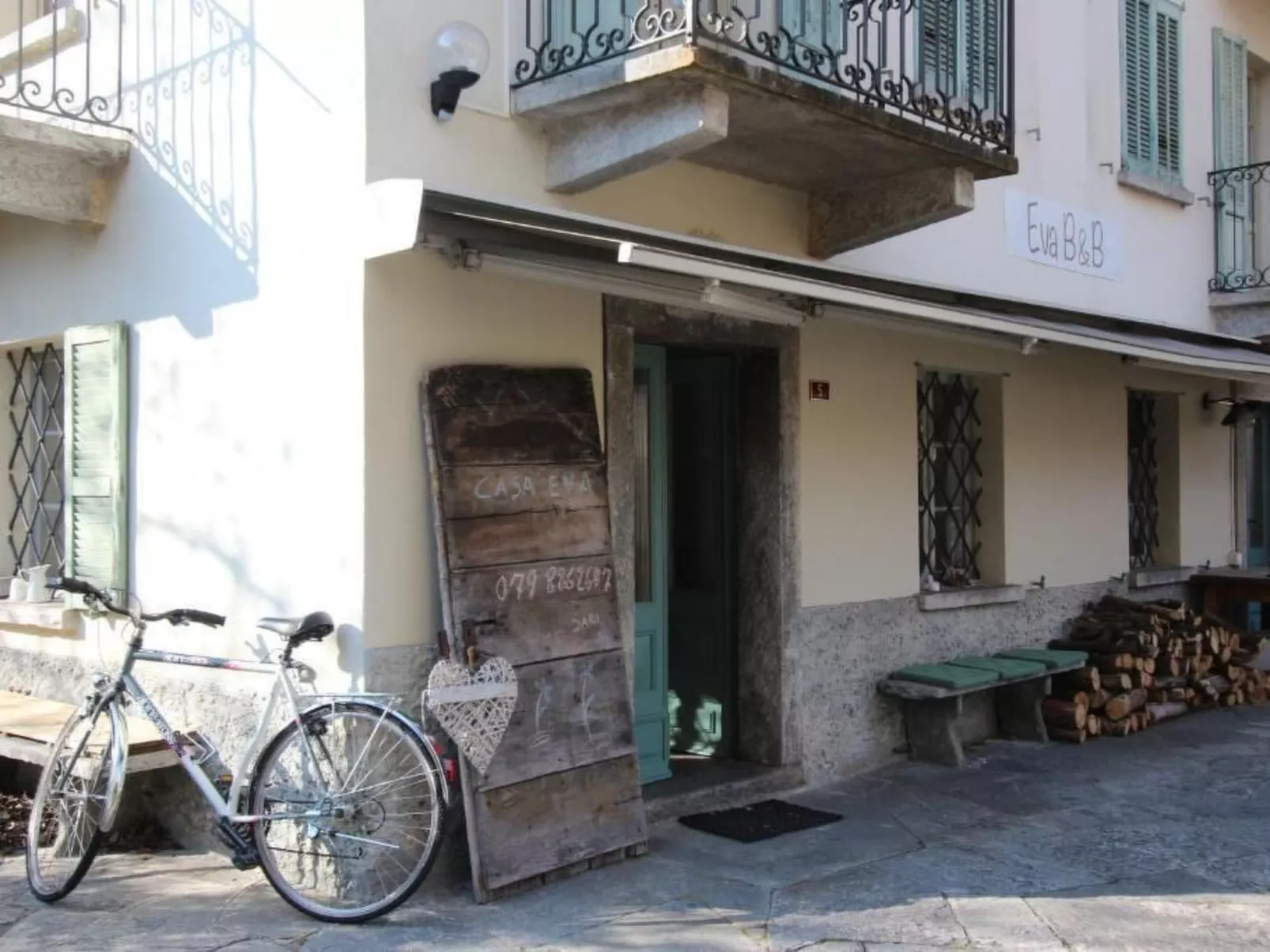 Eva-Ferienhaus-Outside