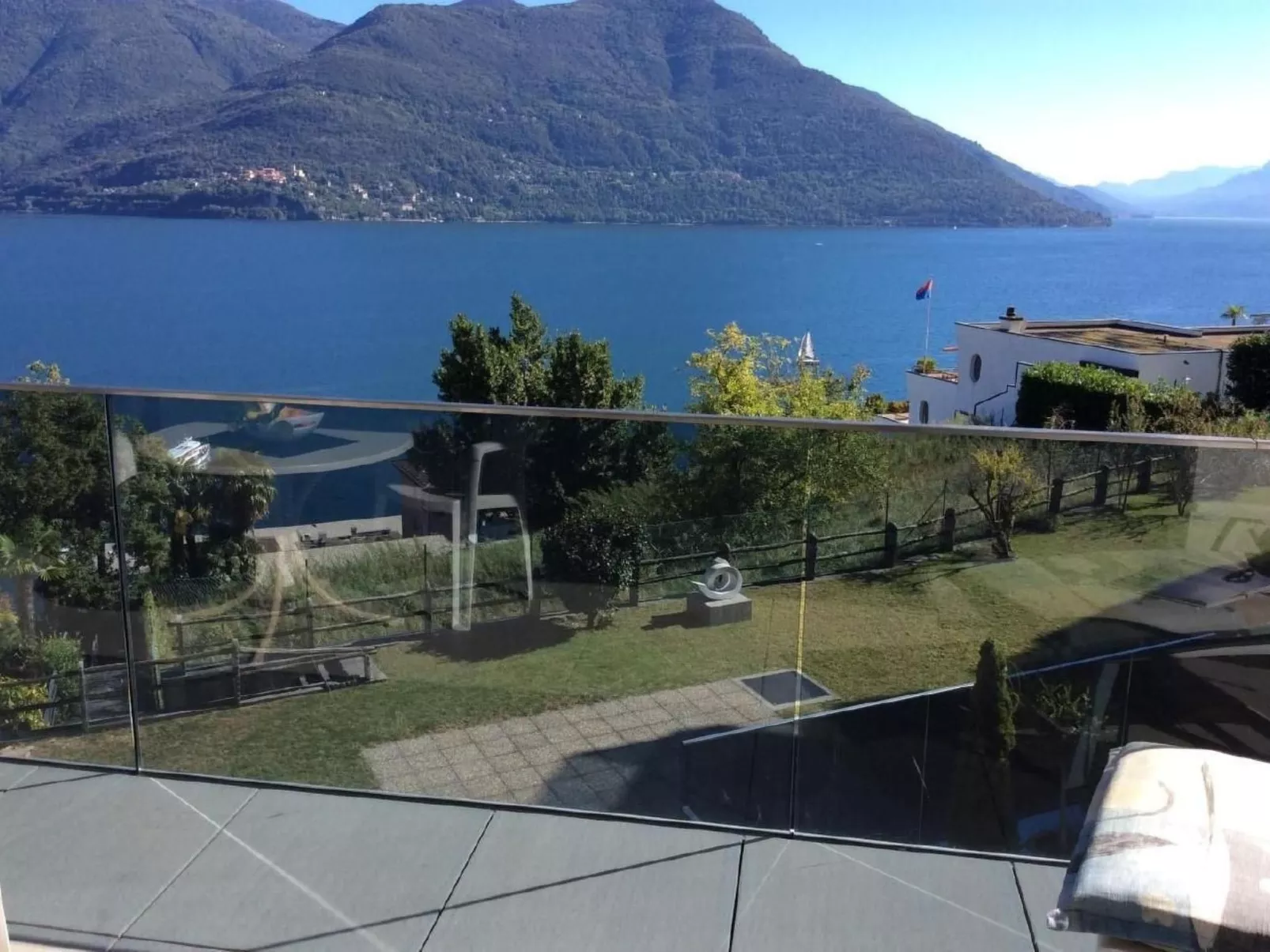 Appartement mit Balkon-Draußen