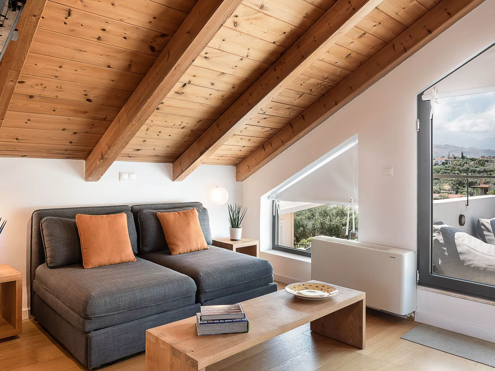 Ferienvilla mit beheiztem Pool und schöner Aussicht-Image-tags.info