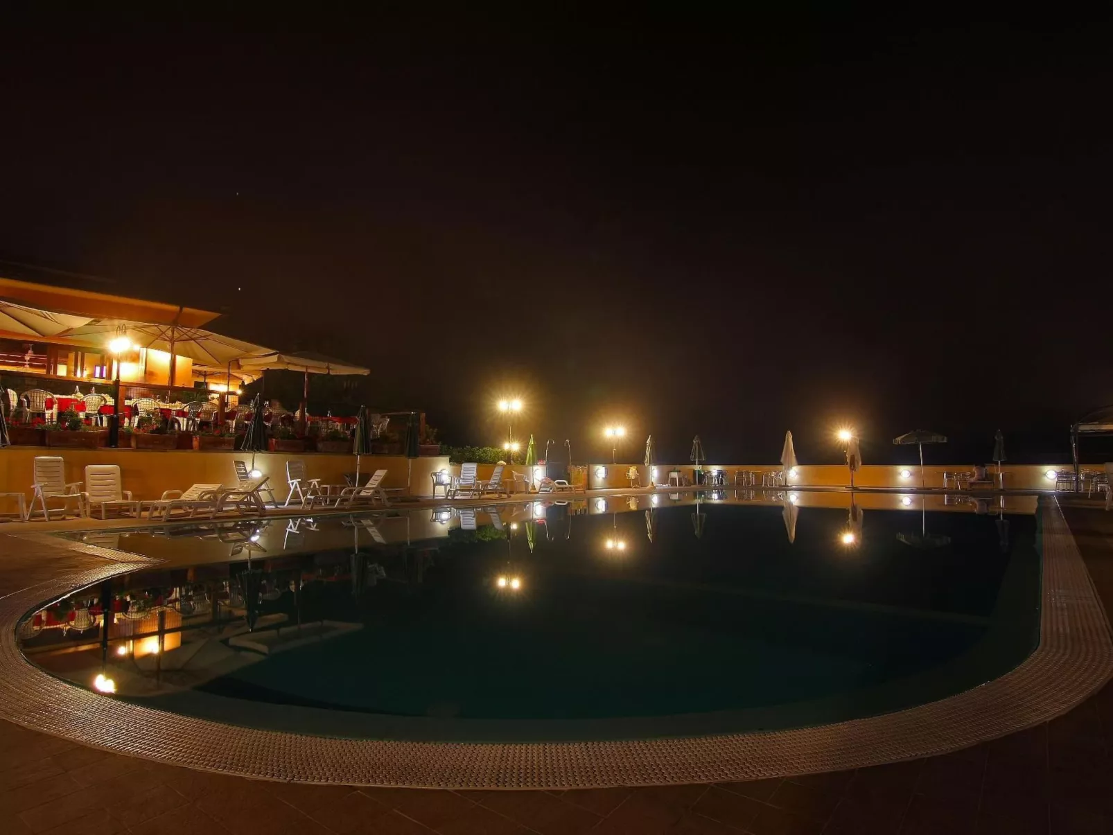 Komfortable und entspannende Wohnung-Draußen