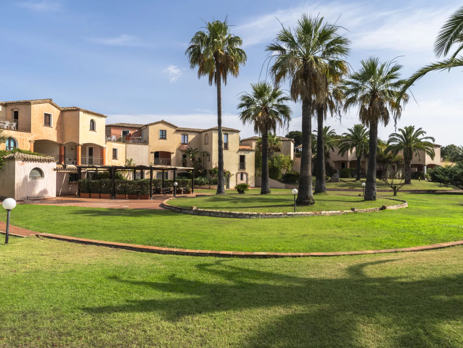 Baia delle Palme-Outside