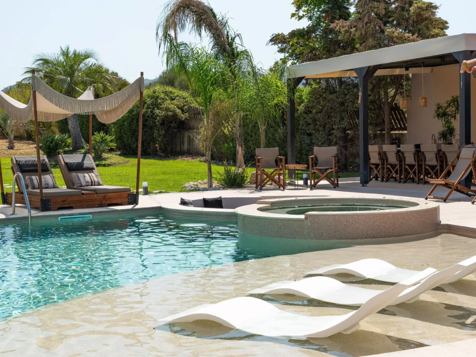 Ferienvilla 'Summer Wind Mansion-Dehors