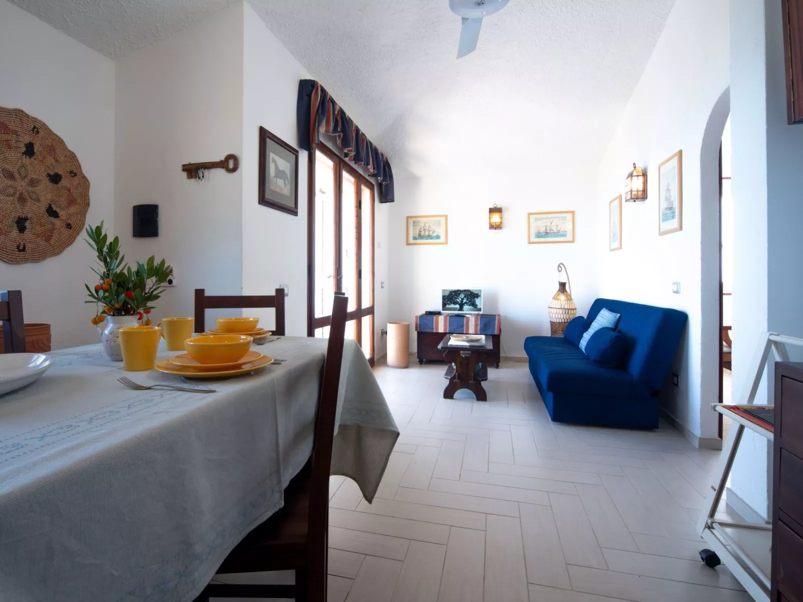 CASA BELVEDERE-Drinnen