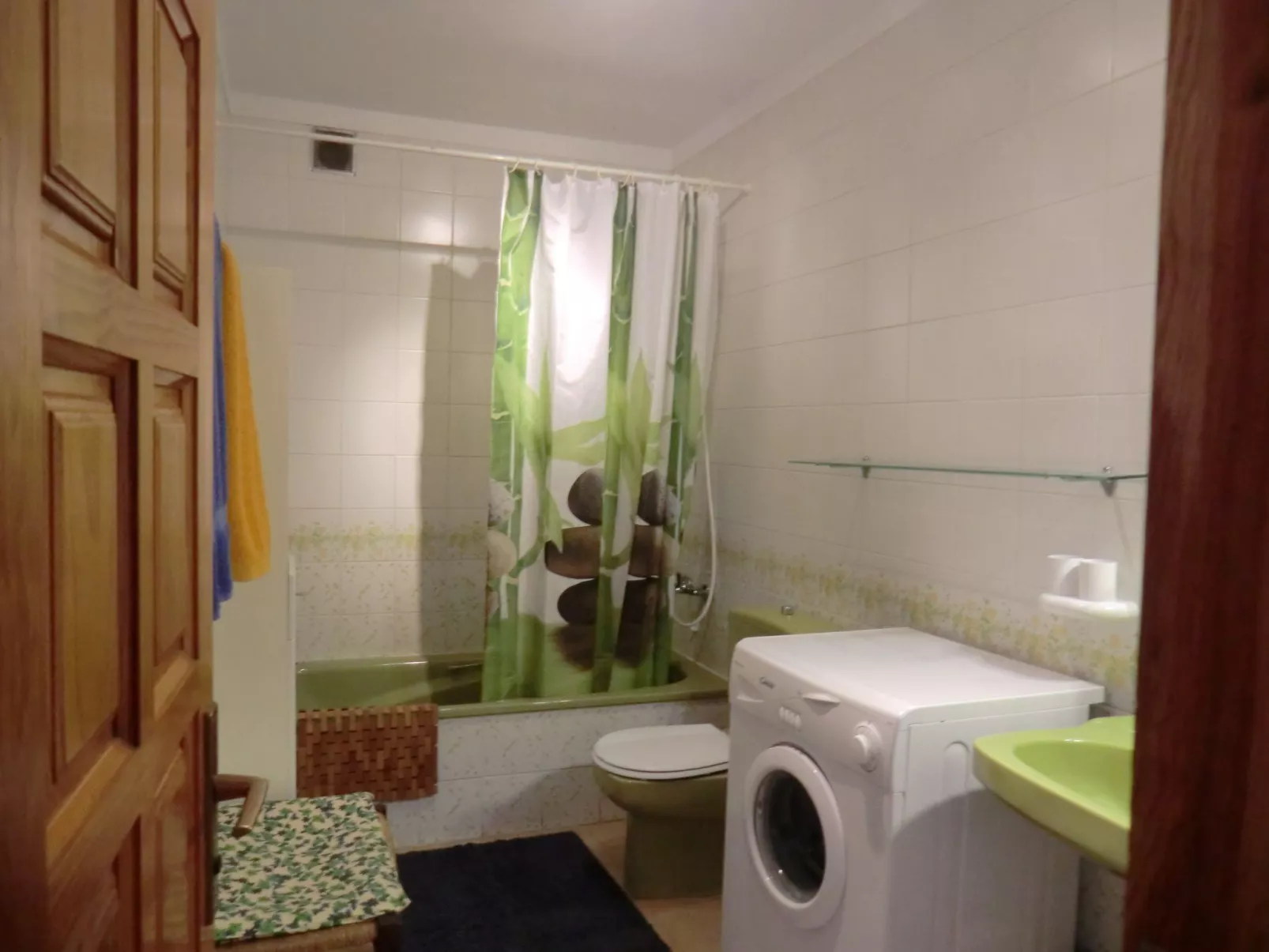 Ruhige Ferienwohnung mit Pool und Meerblick-Inside