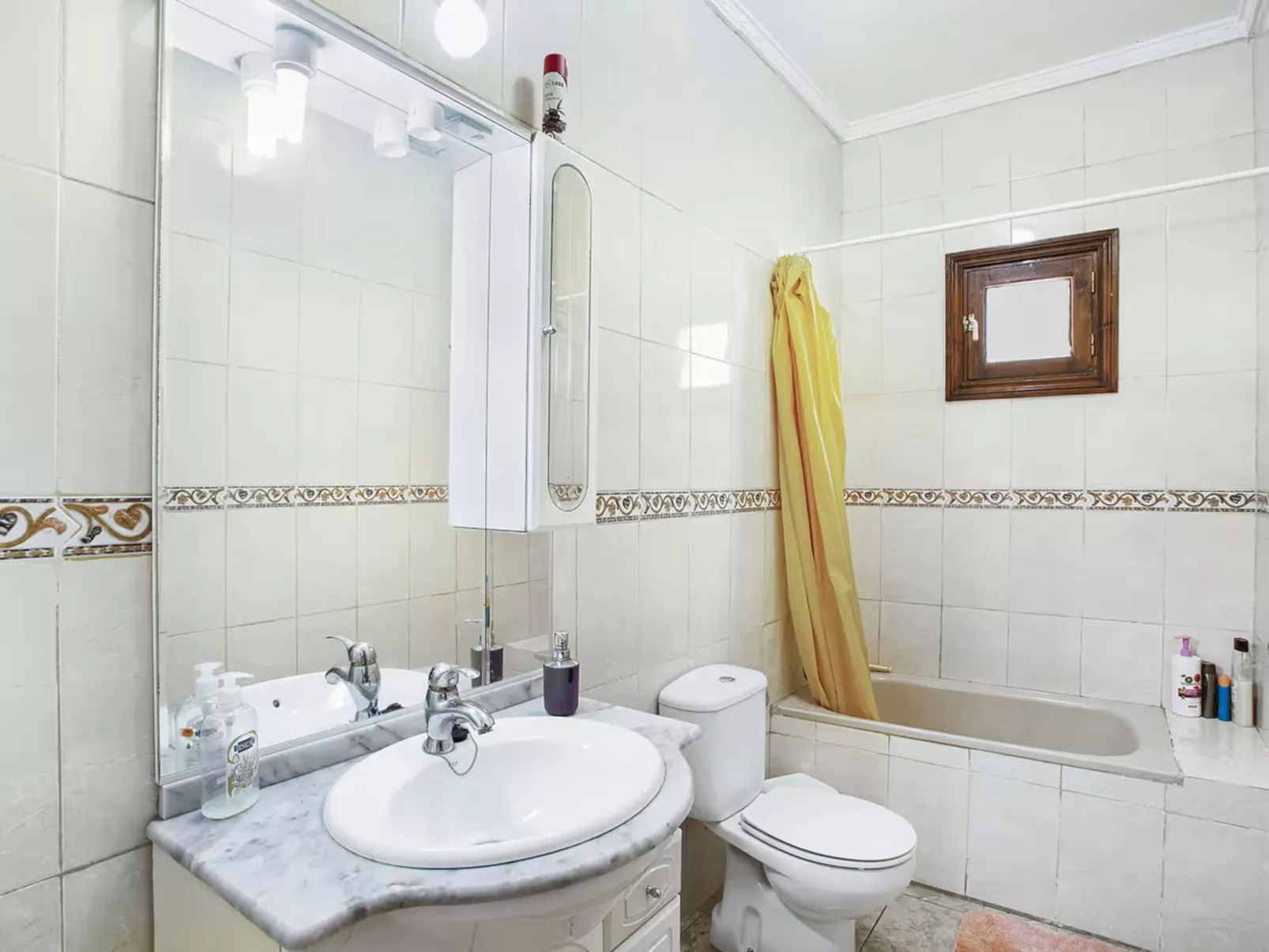 Landhaus "La Cabaña" mit Privatparkplatz-Inside