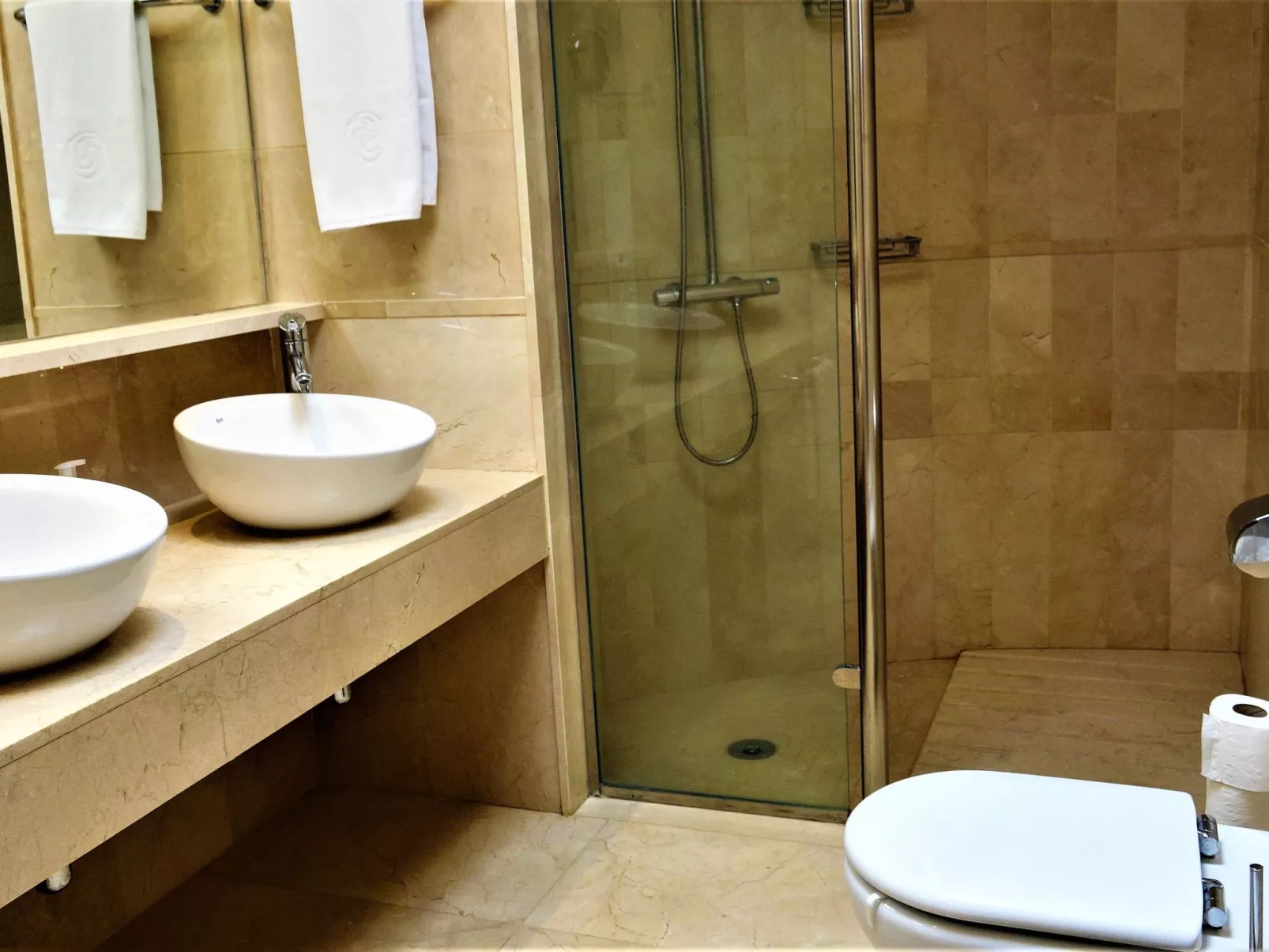 5-Sterne-Villa großer Luxus-Drinnen