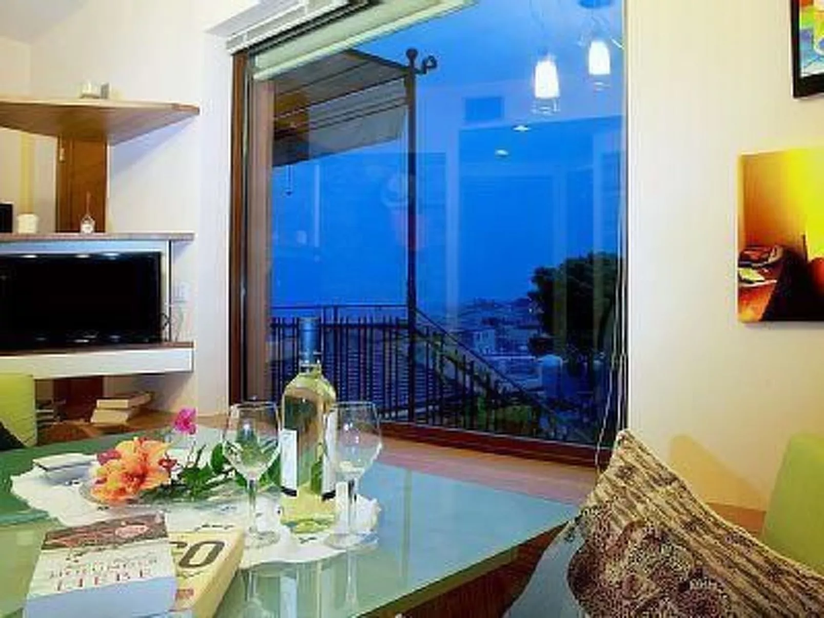 Luna rossa charmantes Haus-Image-tags.info