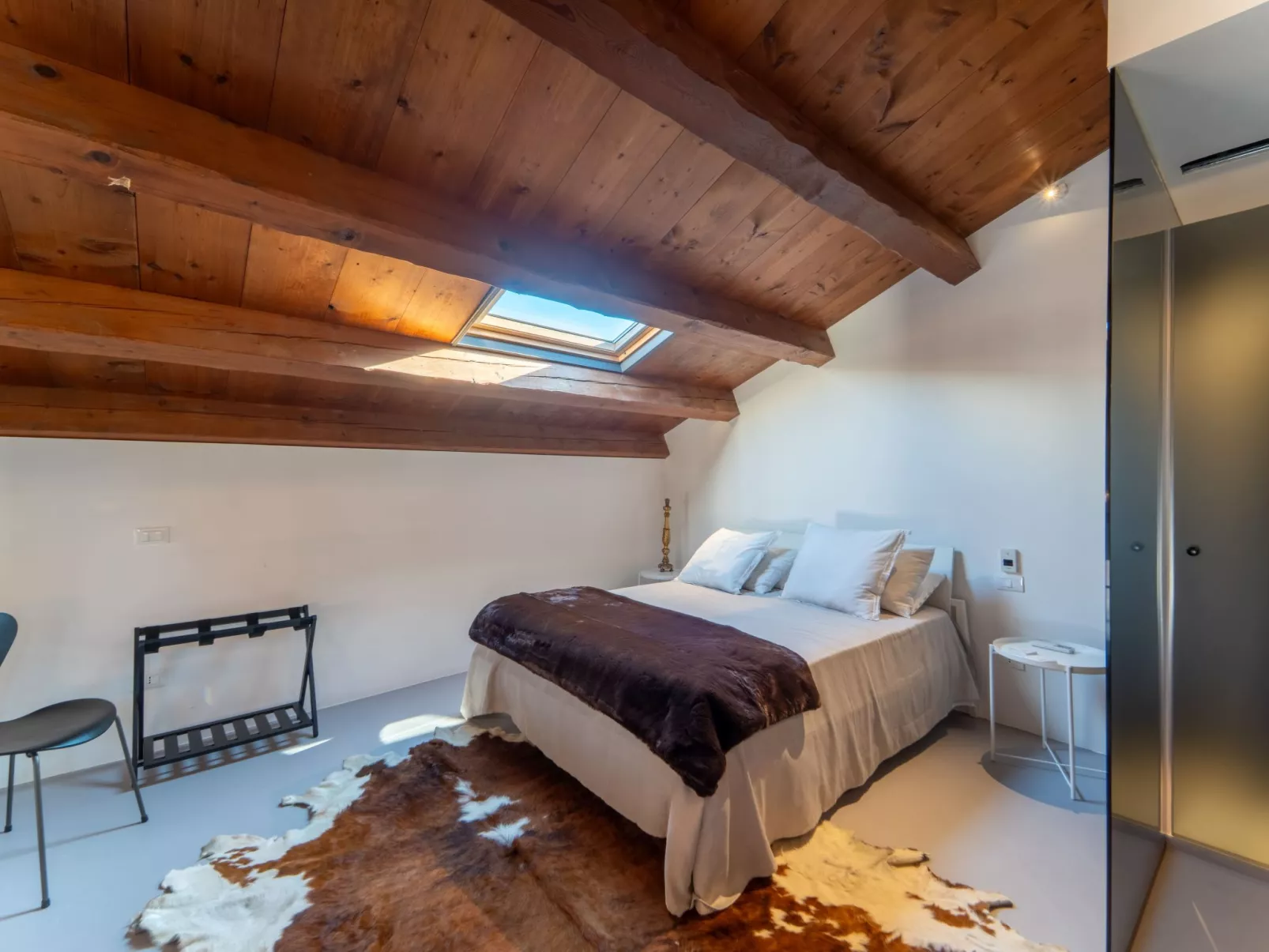 Luxuriöse Flucht mit Meerblick-Dedans