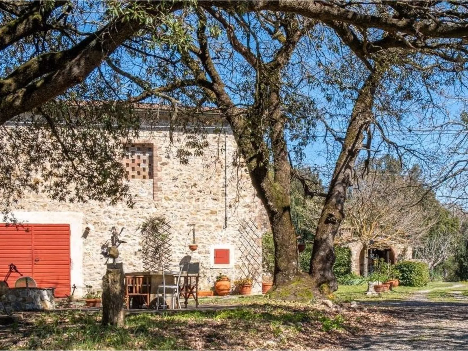 Bauernhaus mit Schwimmbad -Klimaanlage-Outside