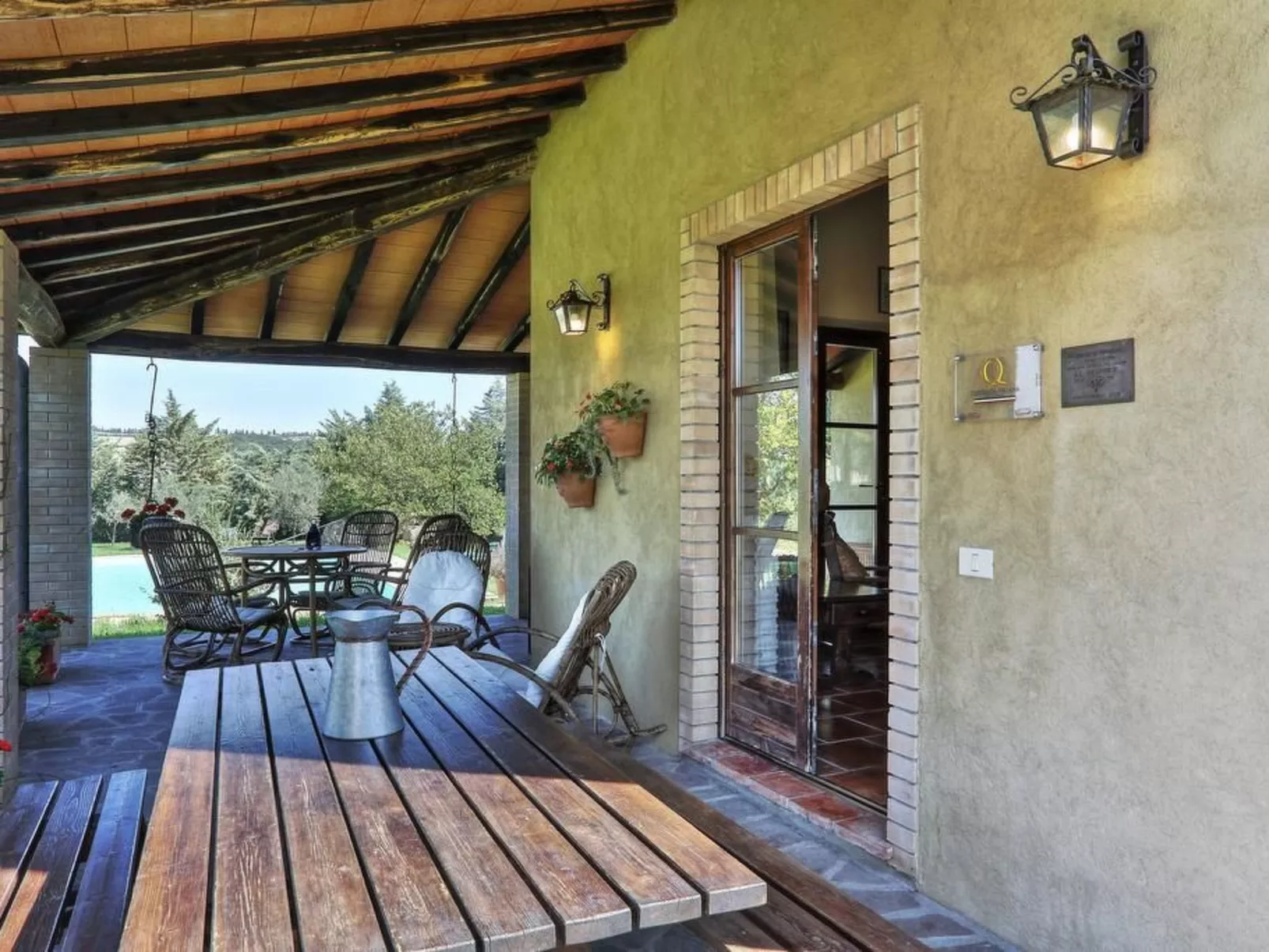 In Pomarance mit Großem gemeinsamem Pool-Draußen