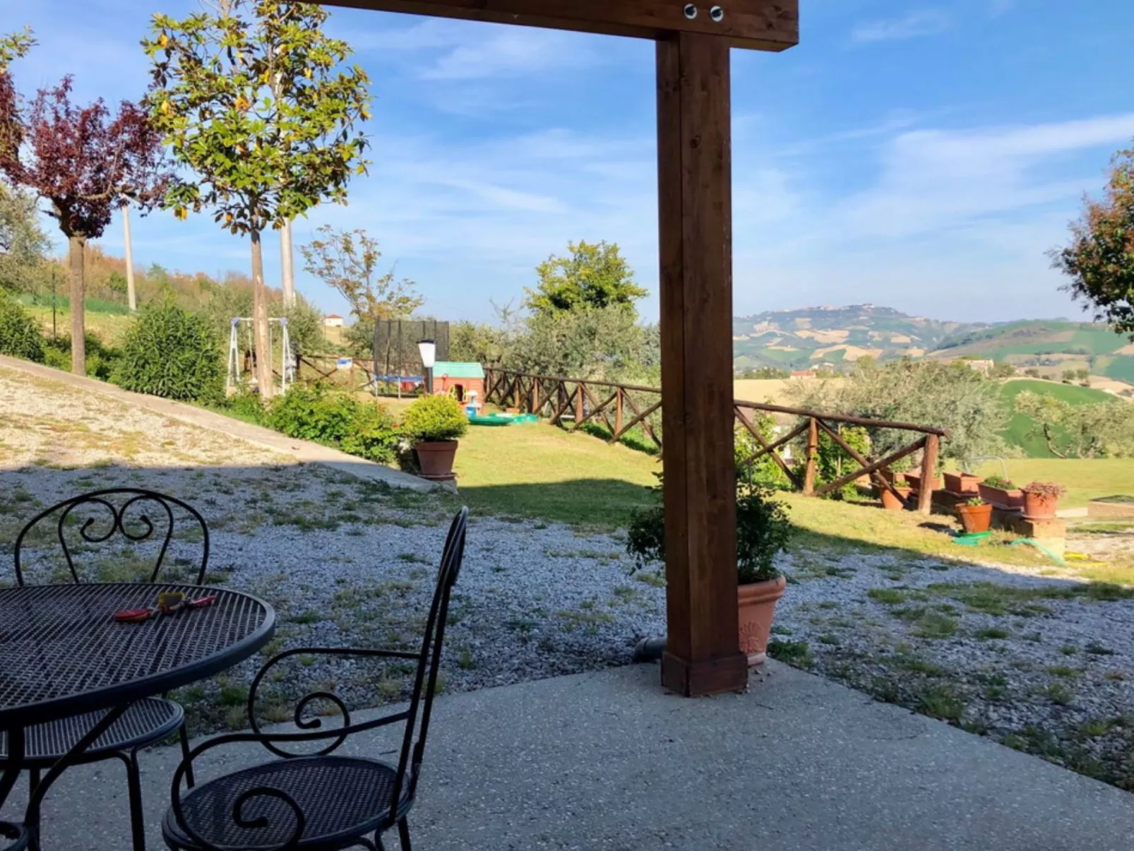 Villa mit atemberaubender Aussicht und privatem Pool-Outside