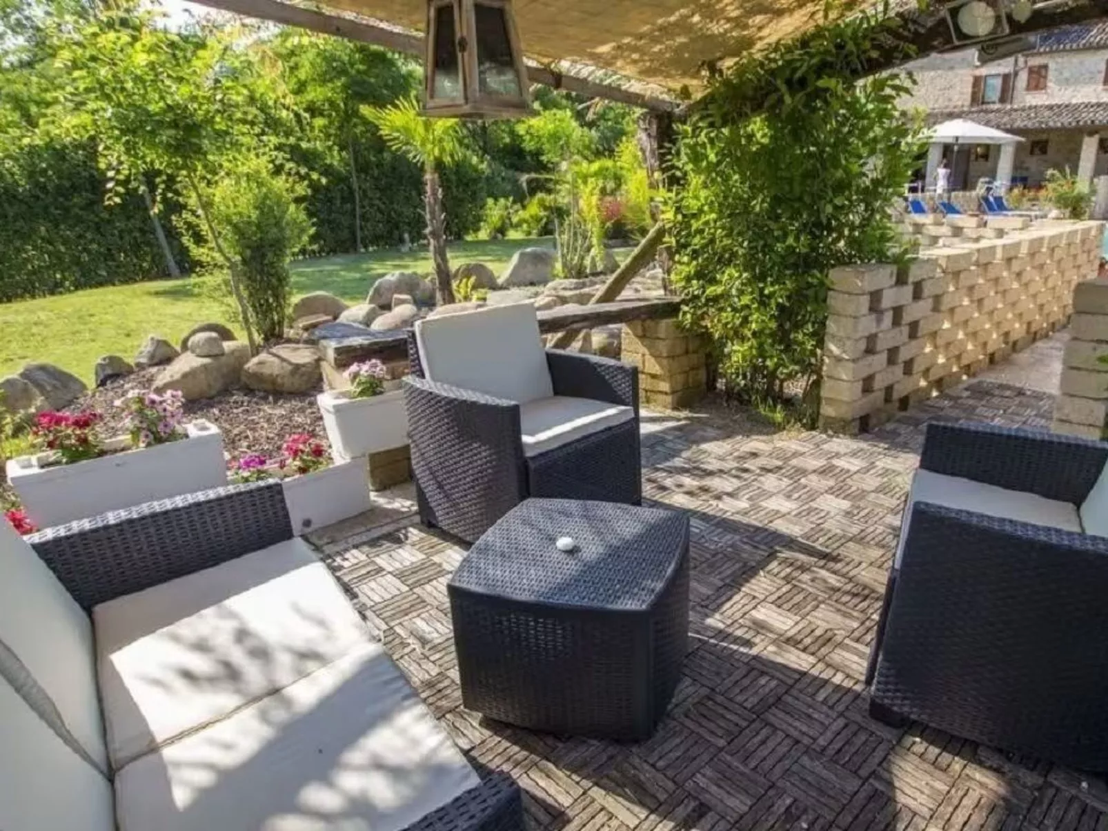 Erschwingliche Villa mit privatem Pool-Inside