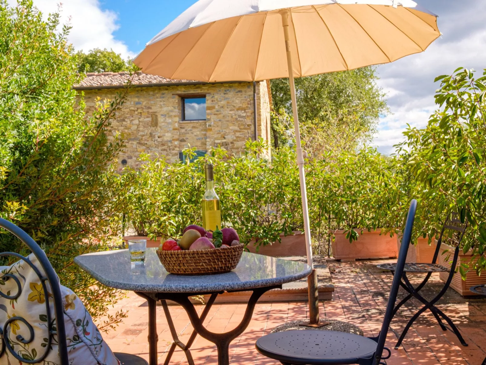 Landgut "Biancospino" mit Gemeinschaftspool-Outside