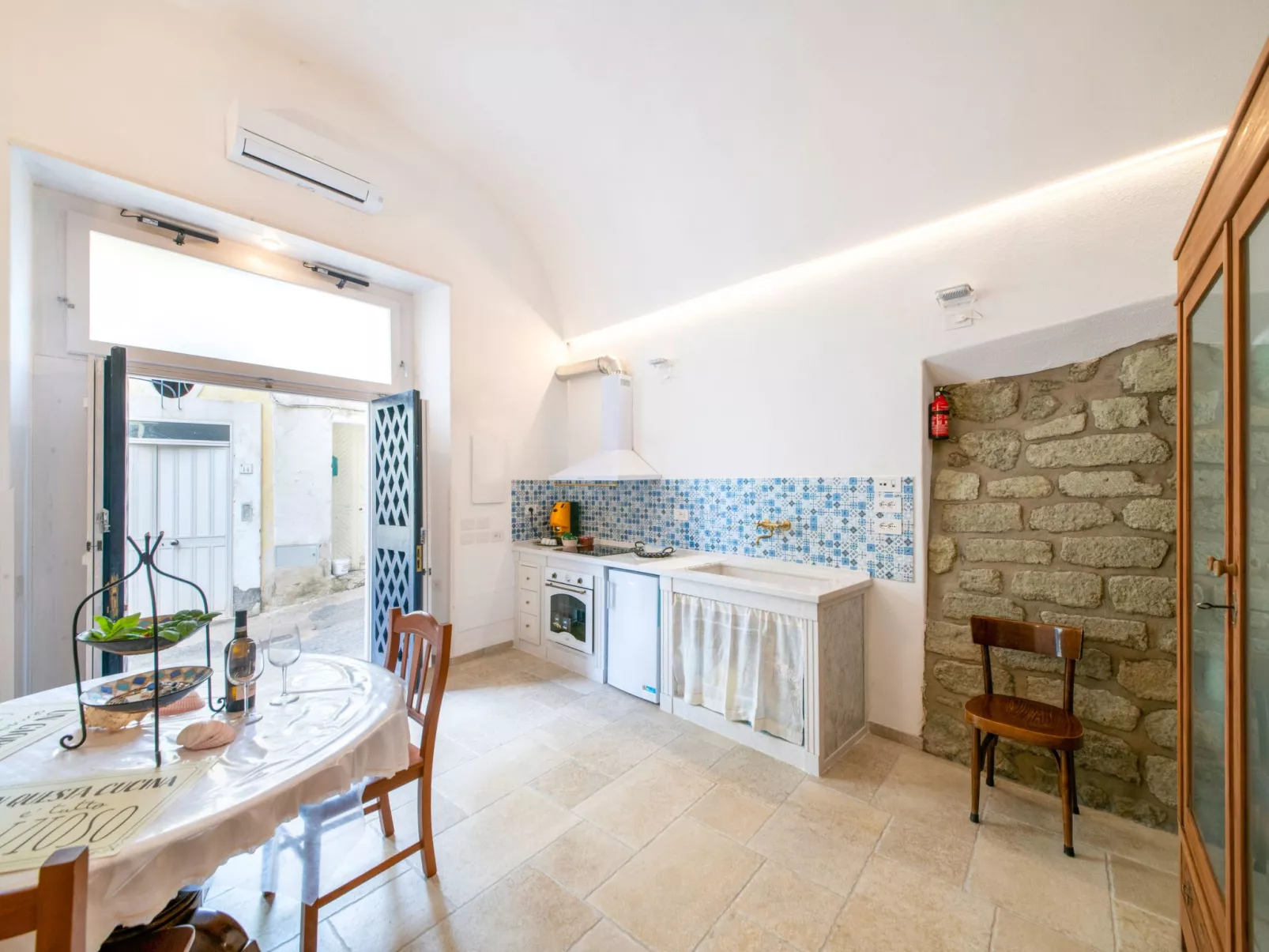 Vico Secondo Antike Ferienwohnung historisches Zentrum-Inside