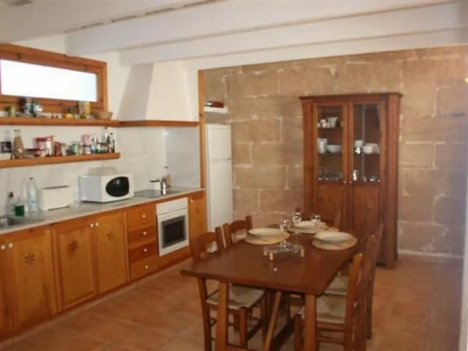 Gemütliches Ferienhaus in Alaior mit Privatem Pool-Drinnen