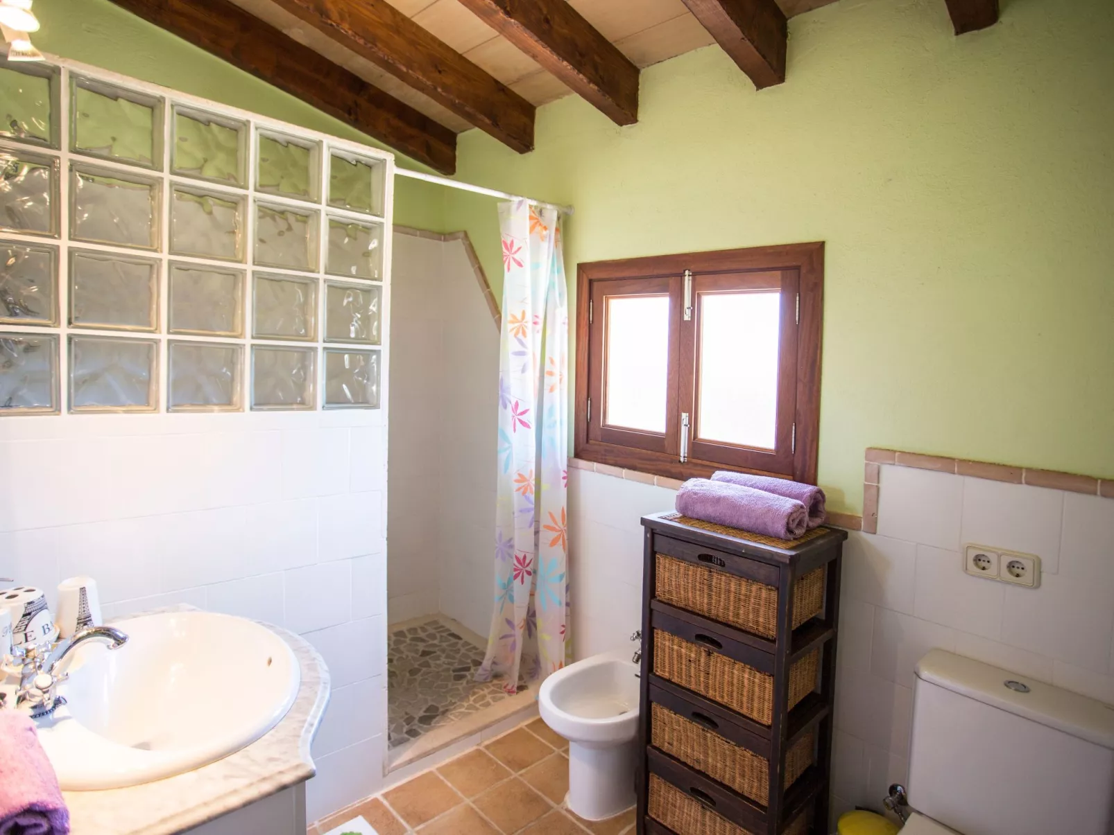 Finca mit Tennisplatz und Schwimmbad-Inside