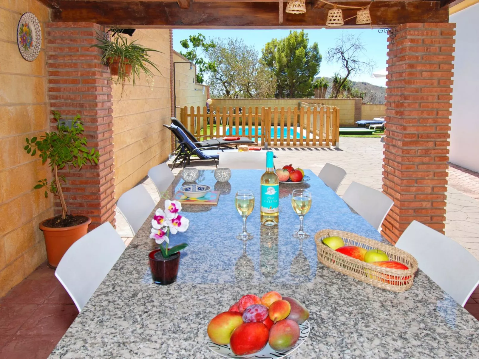 Ganzes Haus in Comares mit abschließbarem Parkplatz-Dehors