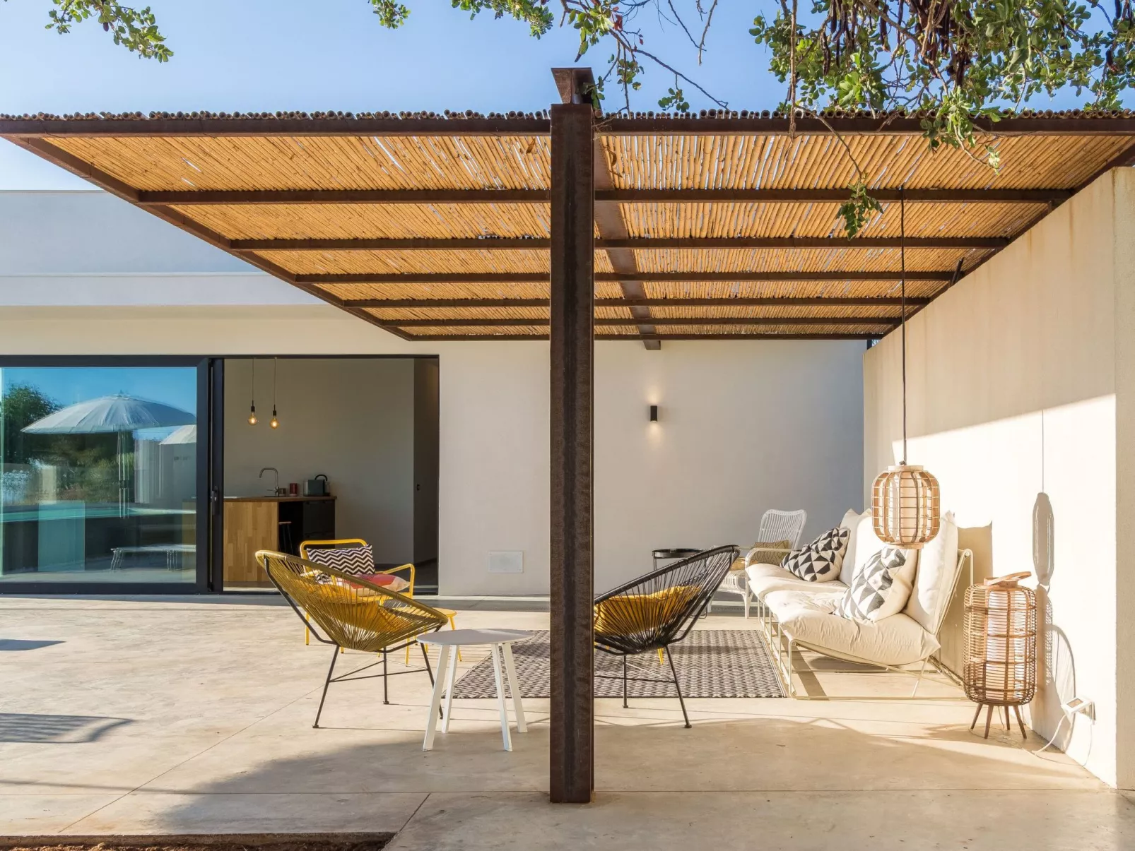 Demetra, moderne Villa mit Pool und Meerblick-Image-tags.info