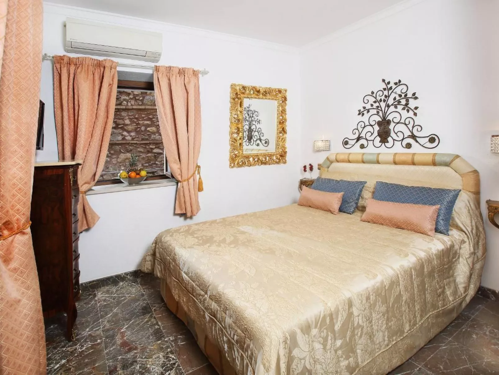 City center house-Image-tags.info