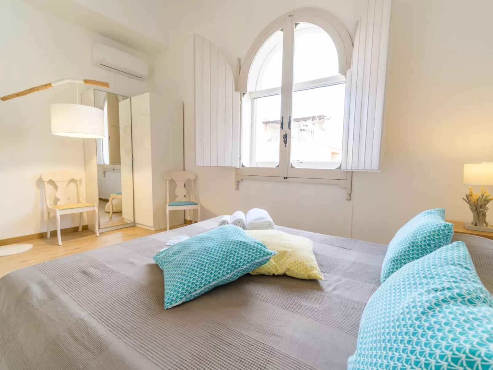 Villa am Sandstrand von Punta Secca-Inside