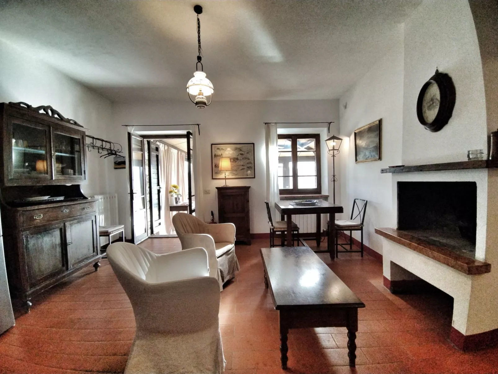 Il Mandorlo für 8 Personen-Image-tags.info